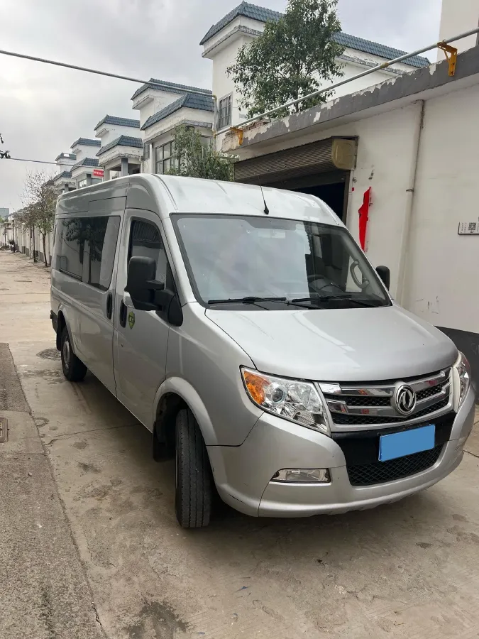 2021 DongFeng DFAC YuFeng 2.4T 140HP L4 6MT,autocango,china used car exporter,china ev exporter,chinese used car exporter,chinese used ev exporter