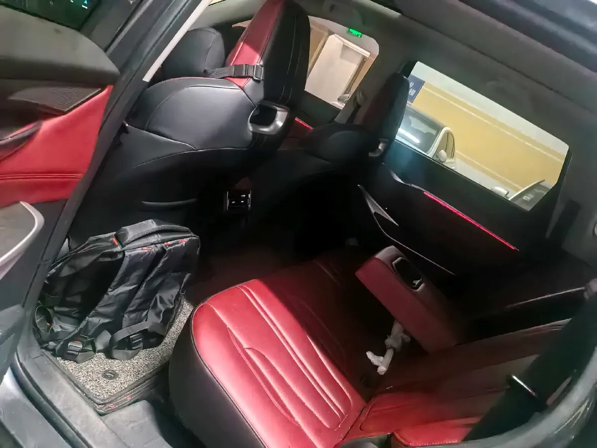 2021 ChangAn CS75 Plus 2.0T 233HP L4 8AT,autocango,china used car exporter,china ev exporter,chinese used car exporter,chinese used ev exporter