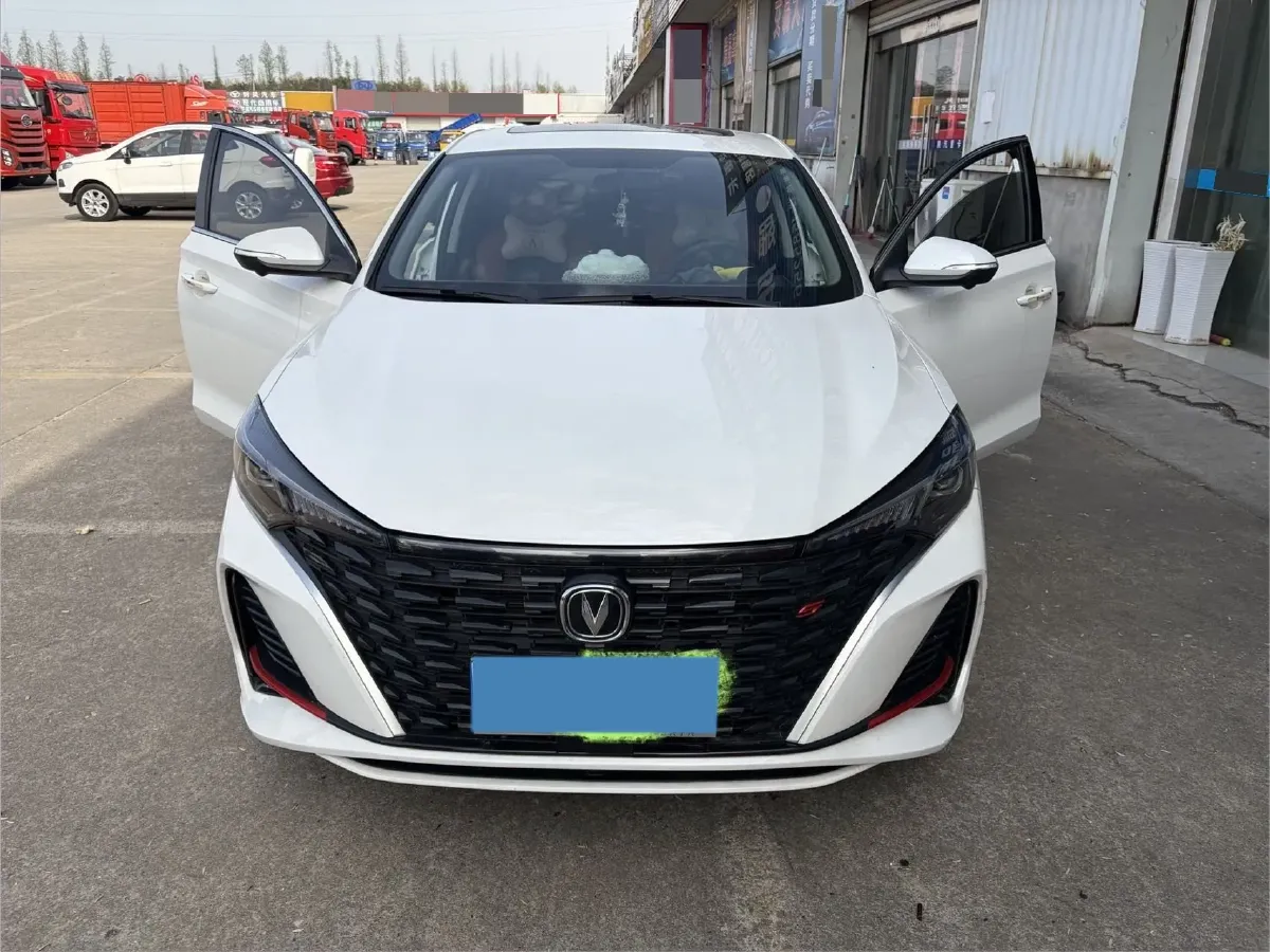 2024 ChangAn Eado 1.4T 160HP L4 7DCT,autocango,china used car exporter,china ev exporter,chinese used car exporter,chinese used ev exporter