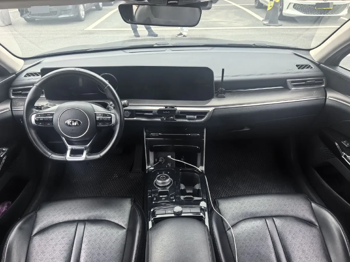 2020 Kia K5 1.5T 170HP L4 7DCT,autocango,china used car exporter,china ev exporter,chinese used car exporter,chinese used ev exporter