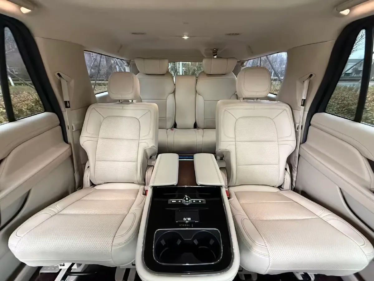 2018 Lincoln Navigator 3.5T 415HP V6 10AT,autocango,china used car exporter,china ev exporter,chinese used car exporter,chinese used ev exporter