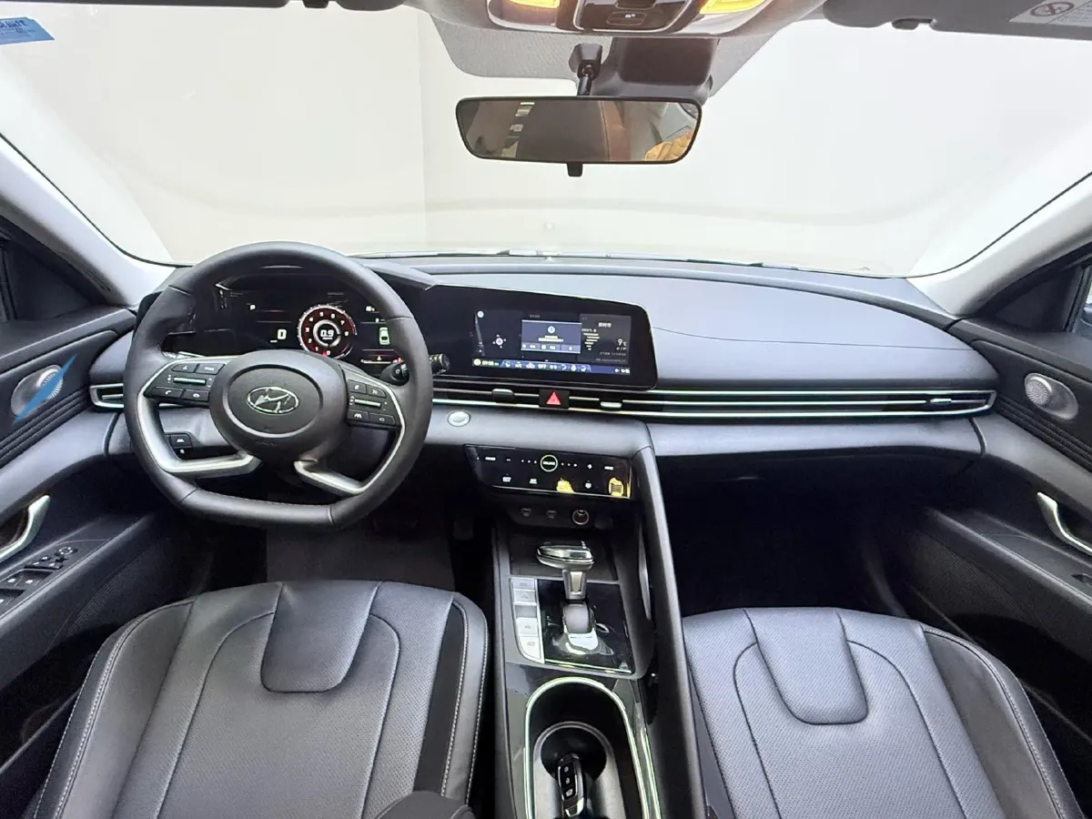 2022 Hyundai Elantra 1.5L 115HP L4 CVT,autocango,china used car exporter,china ev exporter,chinese used car exporter,chinese used ev exporter