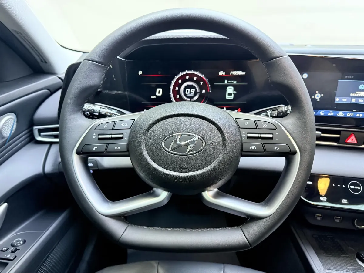 2022 Hyundai Elantra 1.5L 115HP L4 CVT,autocango,china used car exporter,china ev exporter,chinese used car exporter,chinese used ev exporter