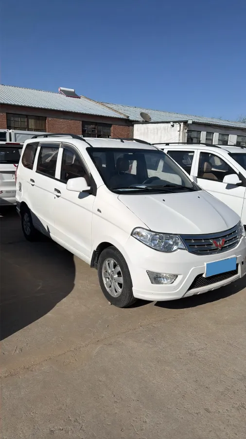 2016 WuLing HongGuang 1.5L 112HP L4 5MT,autocango,china used car exporter,china ev exporter,chinese used car exporter,chinese used ev exporter