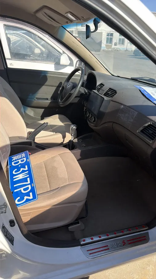 2016 WuLing HongGuang 1.5L 112HP L4 5MT,autocango,china used car exporter,china ev exporter,chinese used car exporter,chinese used ev exporter