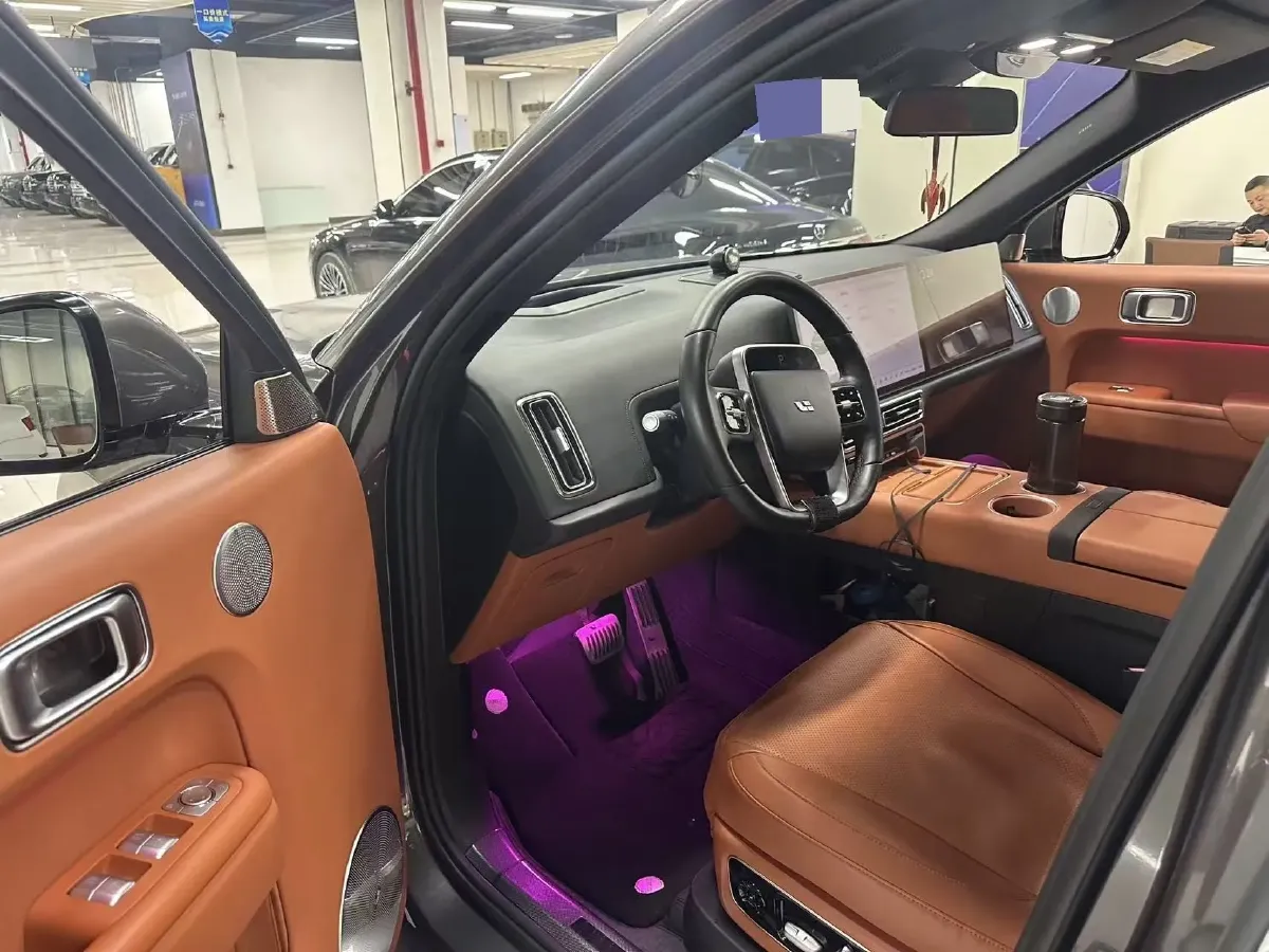 2023 Li L8 Range Extended 154HP REEV 40.9KWH,autocango,china used car exporter,china ev exporter,chinese used car exporter,chinese used ev exporter