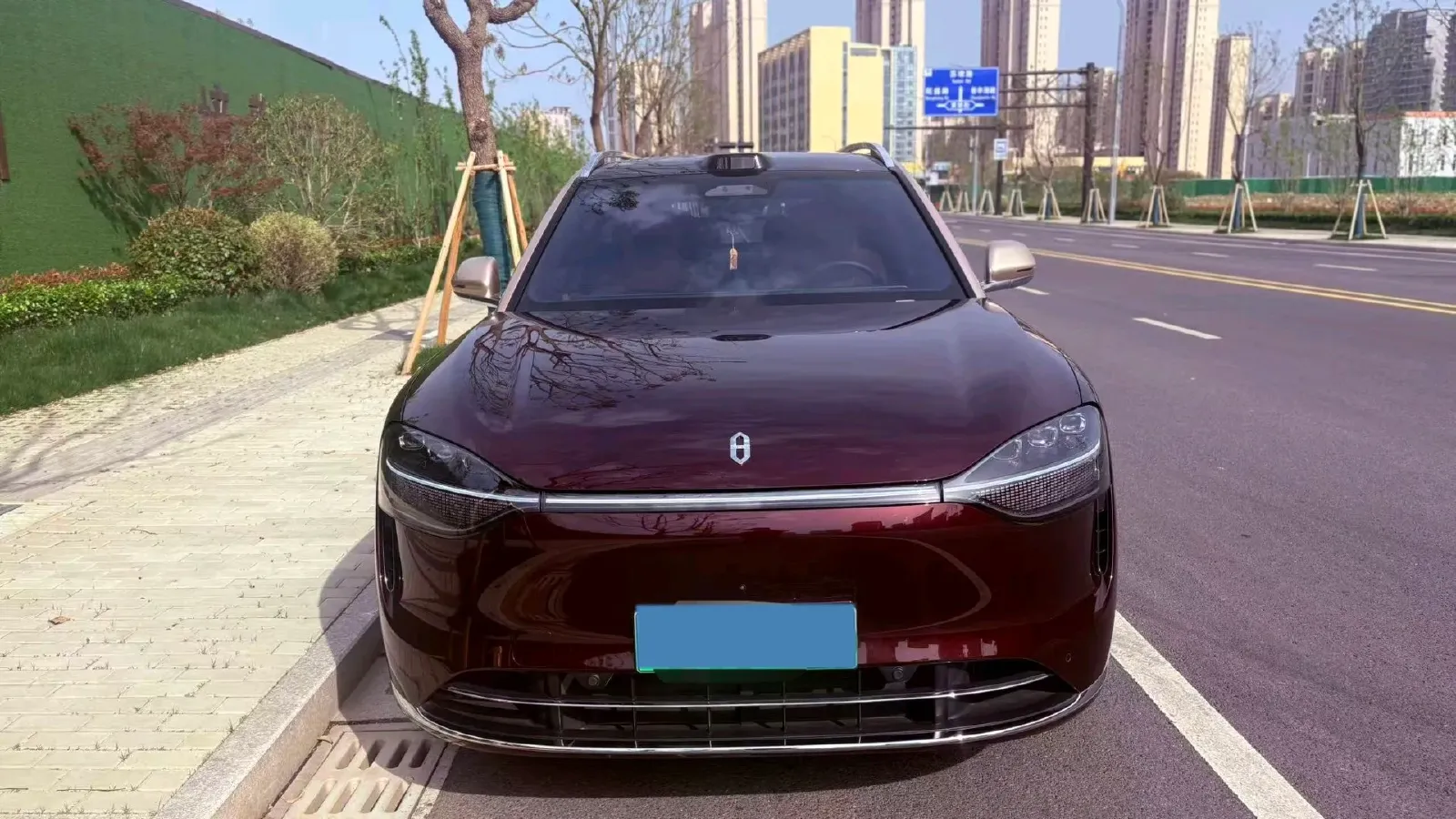 2025 AITO AITO M9 REEV 160HP REEV 52KWH,autocango,china used car exporter,china ev exporter,chinese used car exporter,chinese used ev exporter