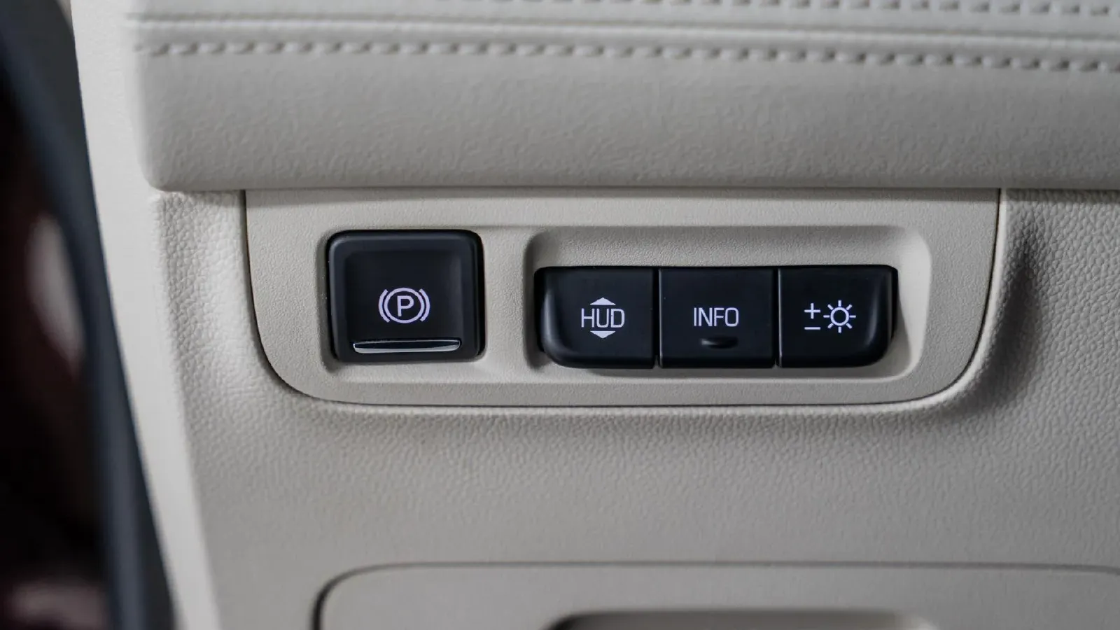 2020 Buick GL8 2.0T 237HP L4 9AT,autocango,china used car exporter,china ev exporter,chinese used car exporter,chinese used ev exporter