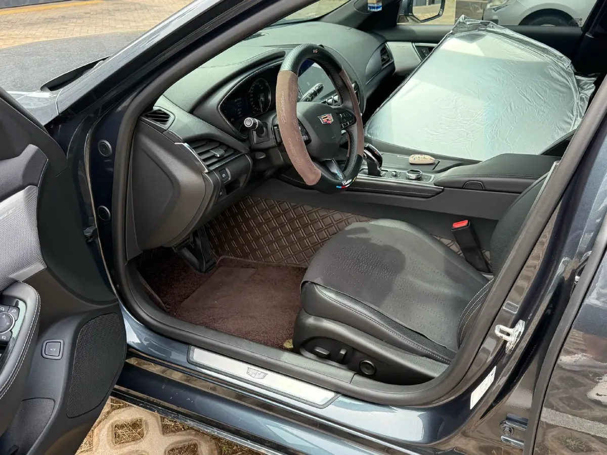 2021 Cadillac CT5 2.0T 237HP L4 10AT,autocango,china used car exporter,china ev exporter,chinese used car exporter,chinese used ev exporter