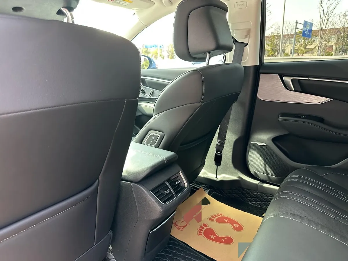 2024 Buick Larcosse 2.0T 237HP L4 9AT,autocango,china used car exporter,china ev exporter,chinese used car exporter,chinese used ev exporter