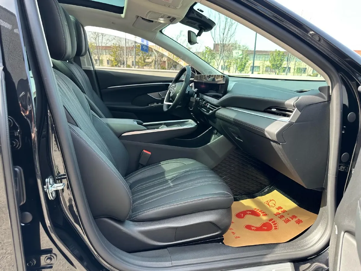 2024 Buick Larcosse 2.0T 237HP L4 9AT,autocango,china used car exporter,china ev exporter,chinese used car exporter,chinese used ev exporter