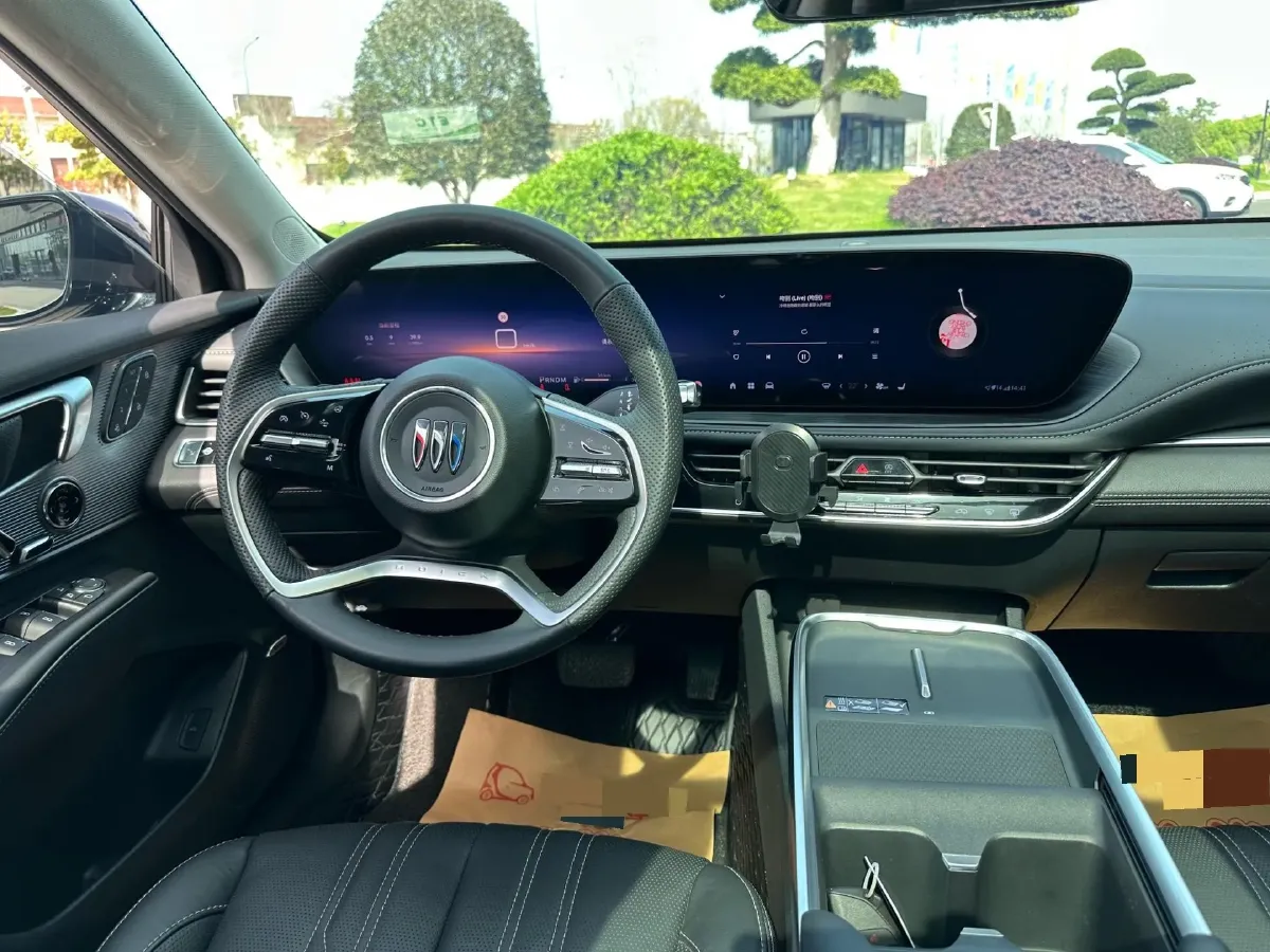 2024 Buick Larcosse 2.0T 237HP L4 9AT,autocango,china used car exporter,china ev exporter,chinese used car exporter,chinese used ev exporter