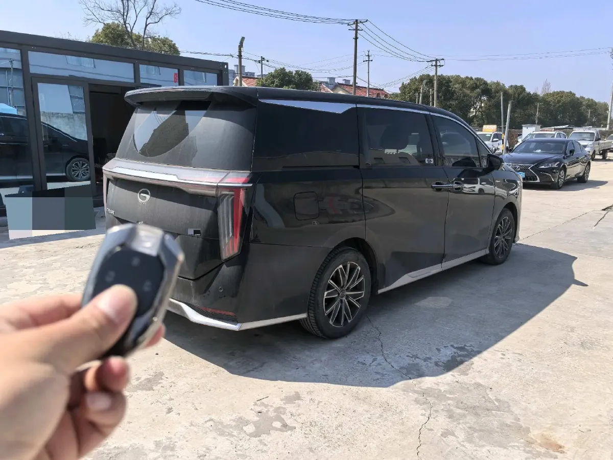 2024 GAC Trumpchi M8 2.0T 252HP L4 8AT,autocango,china used car exporter,china ev exporter,chinese used car exporter,chinese used ev exporter