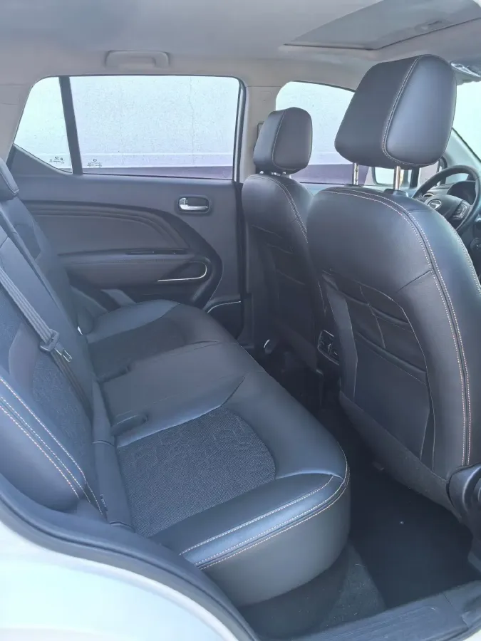 2019 GAC Trumpchi GS3 1.5T 163HP L3 6MT,autocango,china used car exporter,china ev exporter,chinese used car exporter,chinese used ev exporter