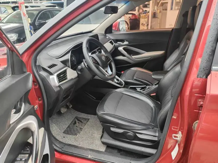 2017 BaoJun 510 1.5L 112HP L4 5AMT,autocango,china used car exporter,china ev exporter,chinese used car exporter,chinese used ev exporter