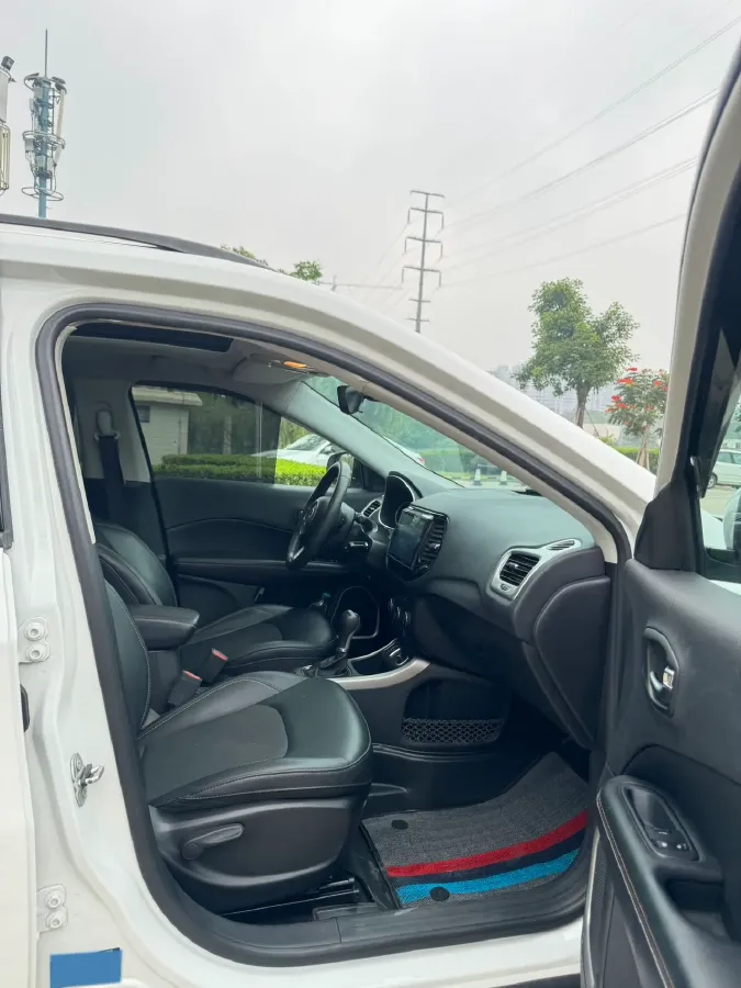 2017 Jeep Compass 1.4T 165HP L4 7DCT,autocango,china used car exporter,china ev exporter,chinese used car exporter,chinese used ev exporter