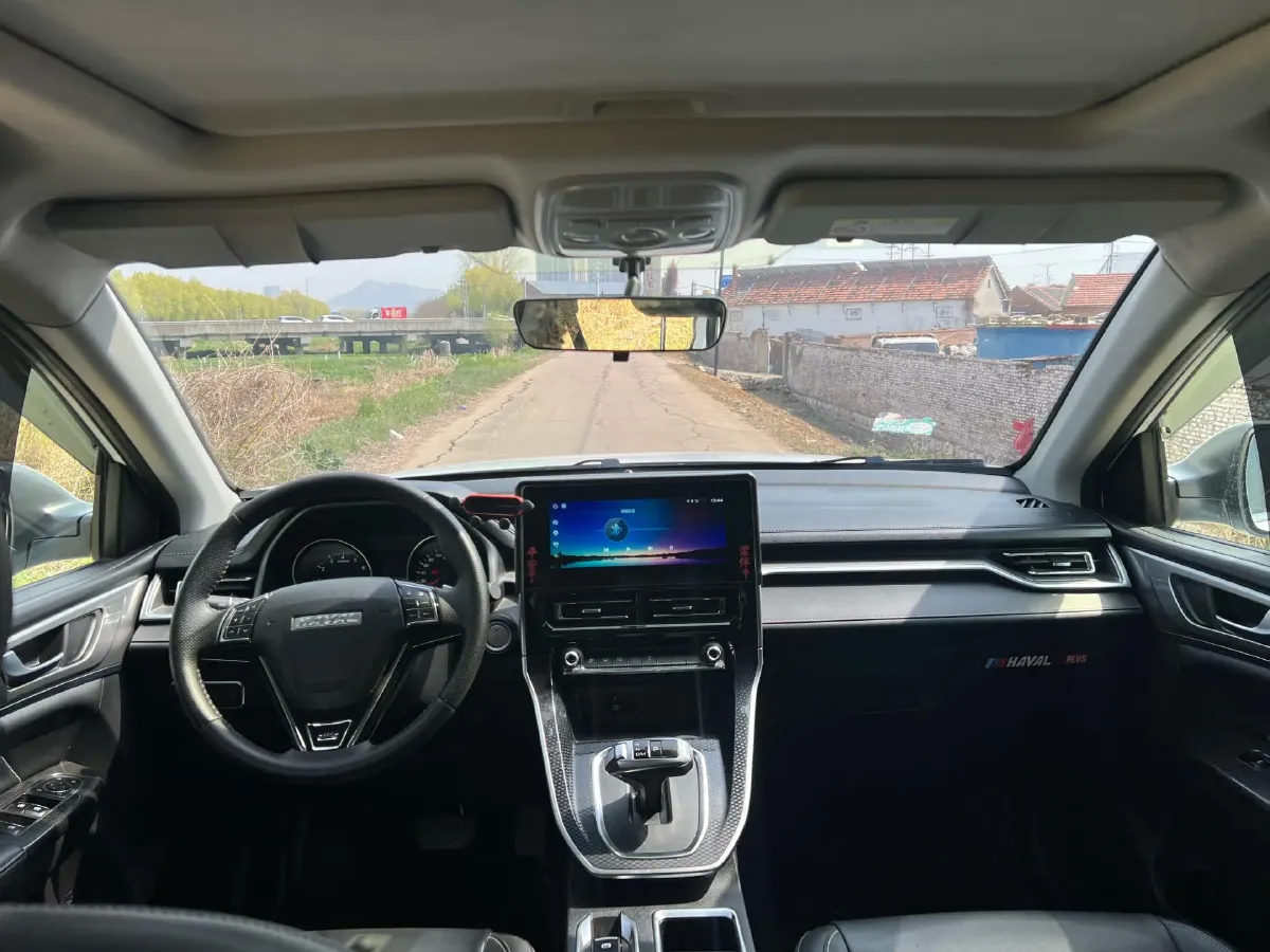 2023 Haval M6 1.5T 150HP L4 7DCT,autocango,china used car exporter,china ev exporter,chinese used car exporter,chinese used ev exporter