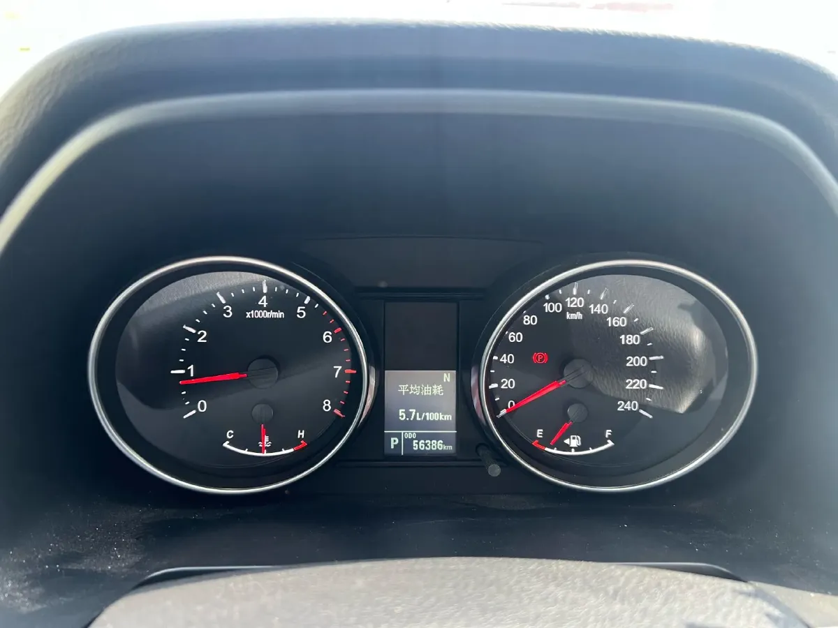 2023 Haval M6 1.5T 150HP L4 7DCT,autocango,china used car exporter,china ev exporter,chinese used car exporter,chinese used ev exporter