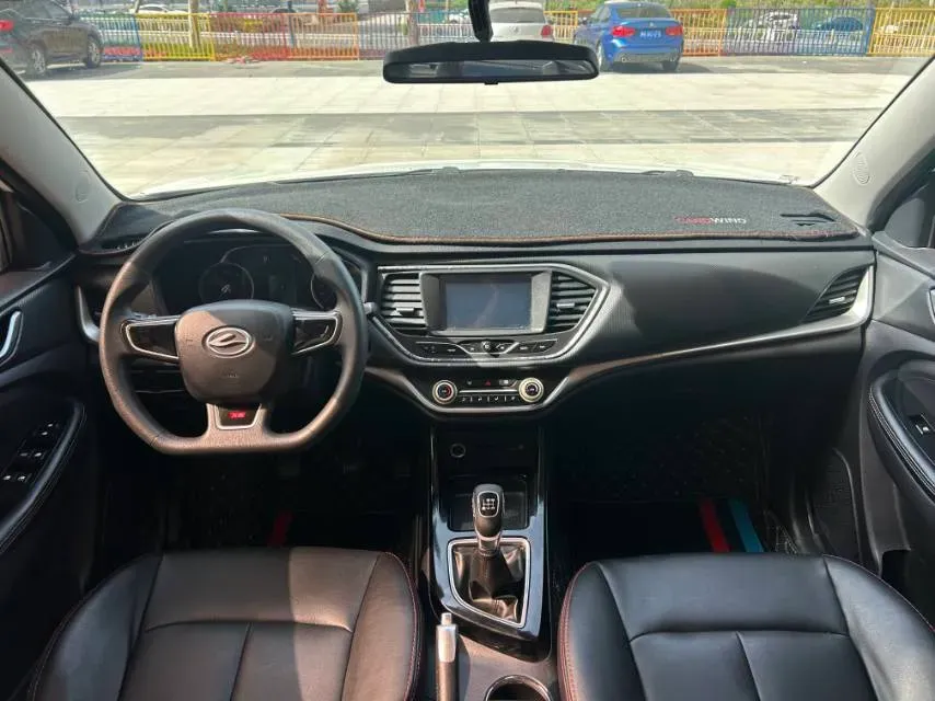 2017 Landwind X2 1.6L 125HP L4 5MT,autocango,china used car exporter,china ev exporter,chinese used car exporter,chinese used ev exporter