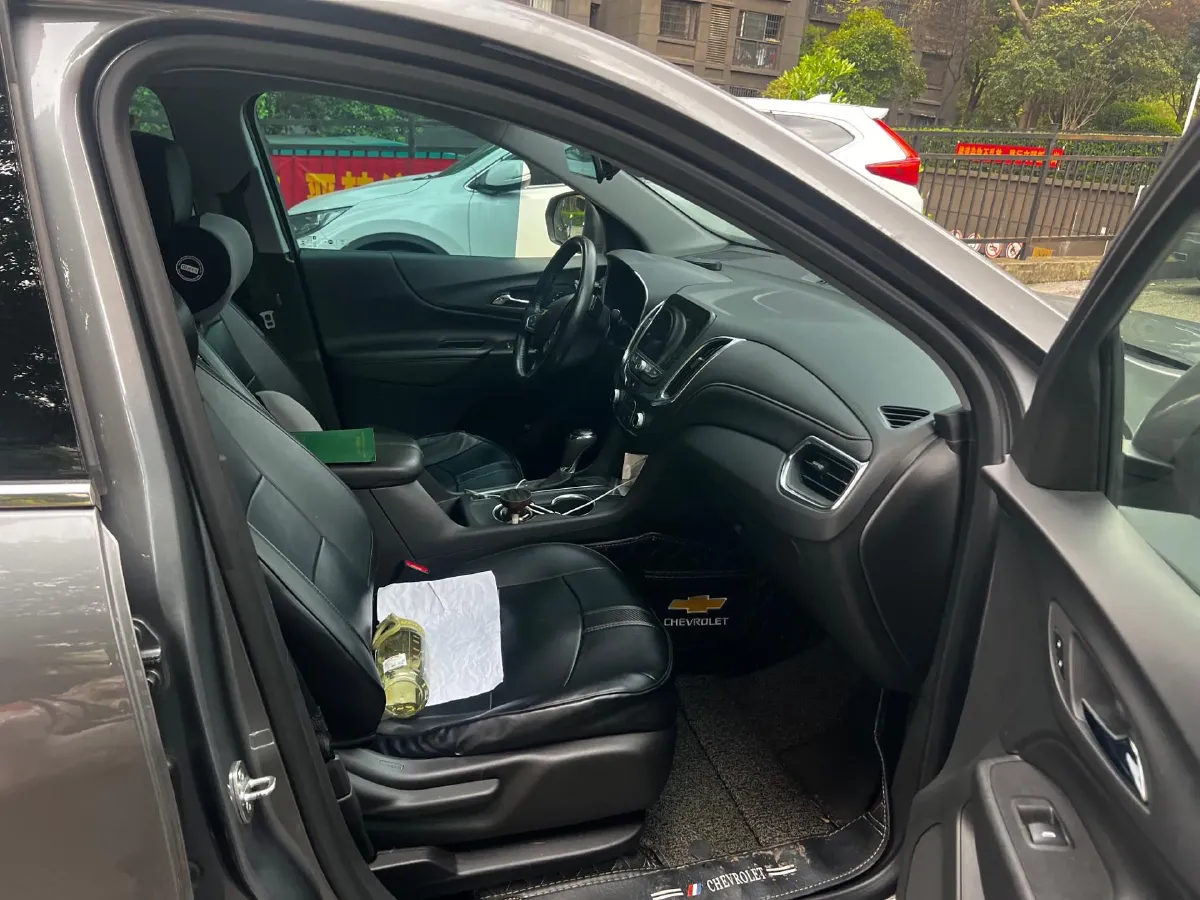 2019 Chevrolet Equinox 1.5T 180HP L4 6AT,autocango,china used car exporter,china ev exporter,chinese used car exporter,chinese used ev exporter