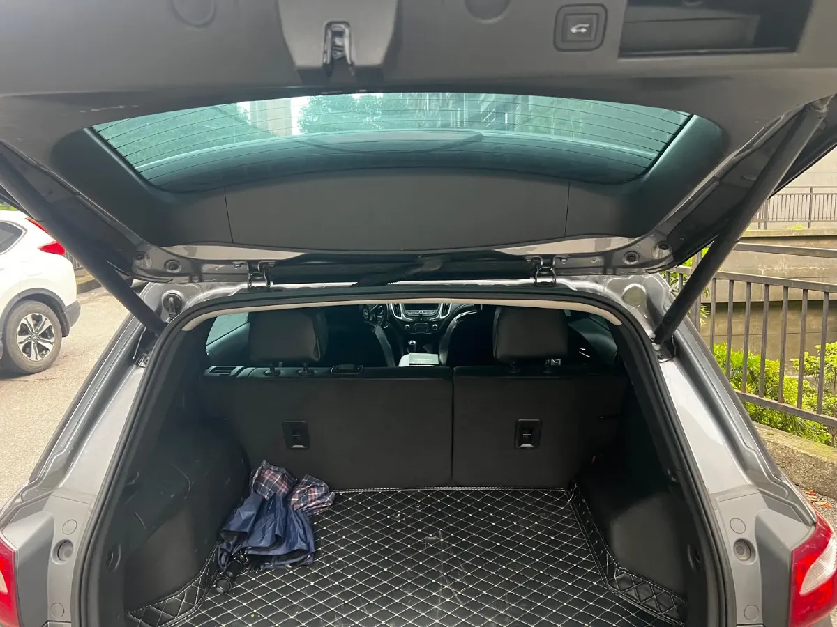 2019 Chevrolet Equinox 1.5T 180HP L4 6AT,autocango,china used car exporter,china ev exporter,chinese used car exporter,chinese used ev exporter