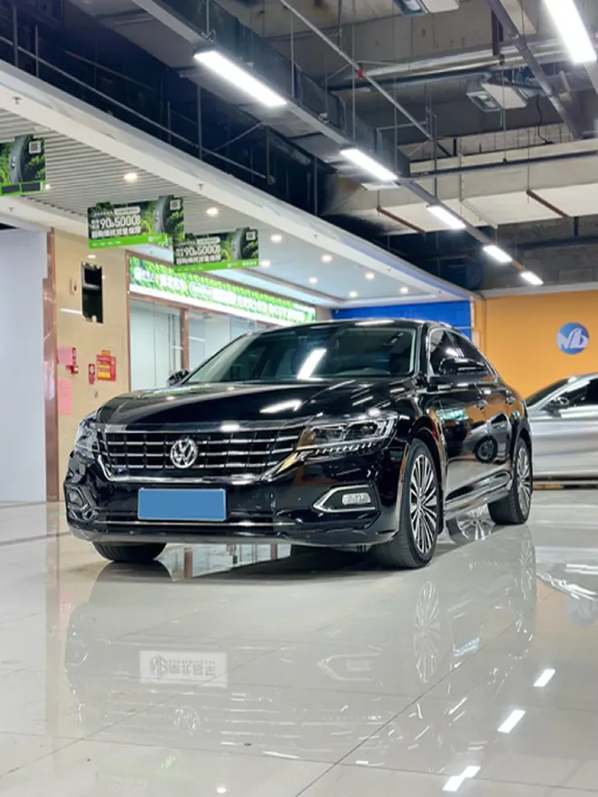 2019 Volvo V40 1.5T 152HP L4 6AT,autocango,china used car exporter,china ev exporter,chinese used car exporter,chinese used ev exporter