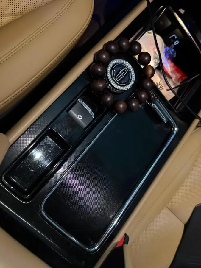 2021 Lincoln Corsair 2.0T 245HP L4 8AT,autocango,china used car exporter,china ev exporter,chinese used car exporter,chinese used ev exporter