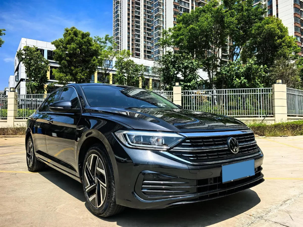2024 Volkswagen Sagitar 1.5T 160HP L4 7DCT,autocango,china used car exporter,china ev exporter,chinese used car exporter,chinese used ev exporter