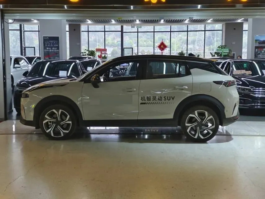 2025 LYNK&CO 06 1.5T 181HP L4 7DCT,autocango,china used car exporter,china ev exporter,chinese used car exporter,chinese used ev exporter