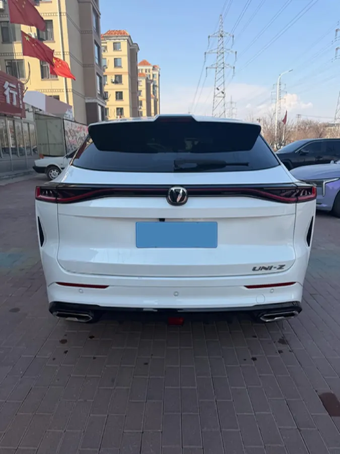 2025 ChangAn UNI-Z 1.5T 188HP L4 7DCT,autocango,china used car exporter,china ev exporter,chinese used car exporter,chinese used ev exporter