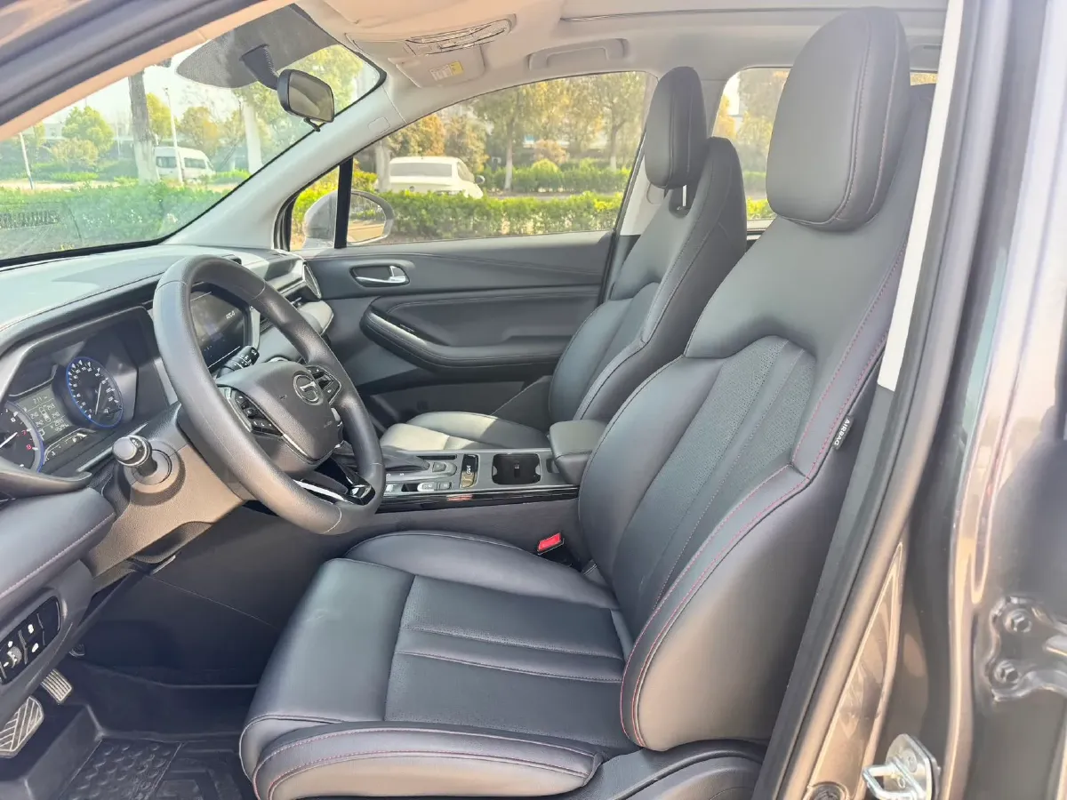 2021 GAC Trumpchi GS4 1.5T 169HP L4 6AT,autocango,china used car exporter,china ev exporter,chinese used car exporter,chinese used ev exporter