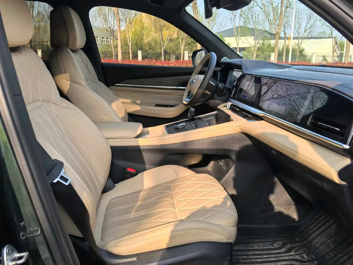 2021 Geely Monjaro 2.0T 238HP L4 8AT,autocango,china used car exporter,china ev exporter,chinese used car exporter,chinese used ev exporter