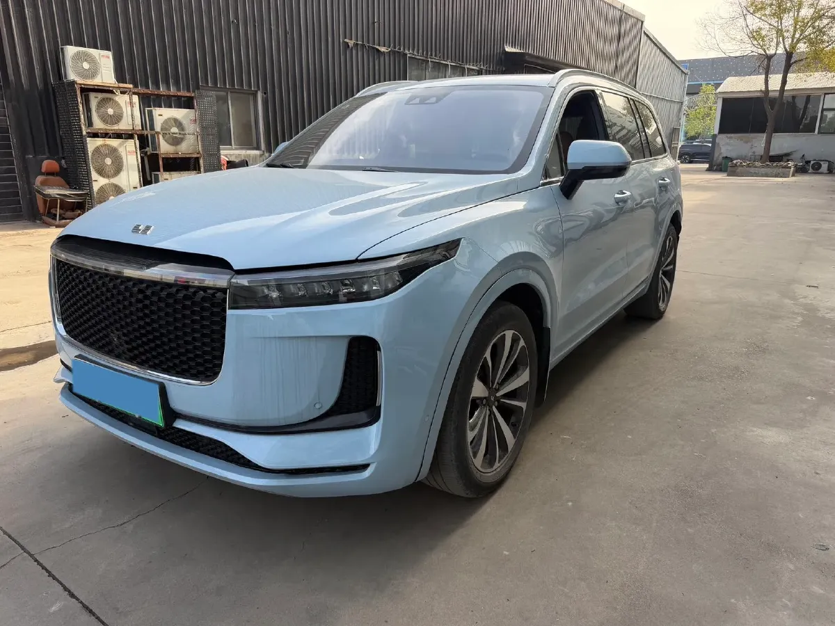 2020 Li ONE Range Extended 131HP REEV 40.5KWH,autocango,china used car exporter,china ev exporter,chinese used car exporter,chinese used ev exporter