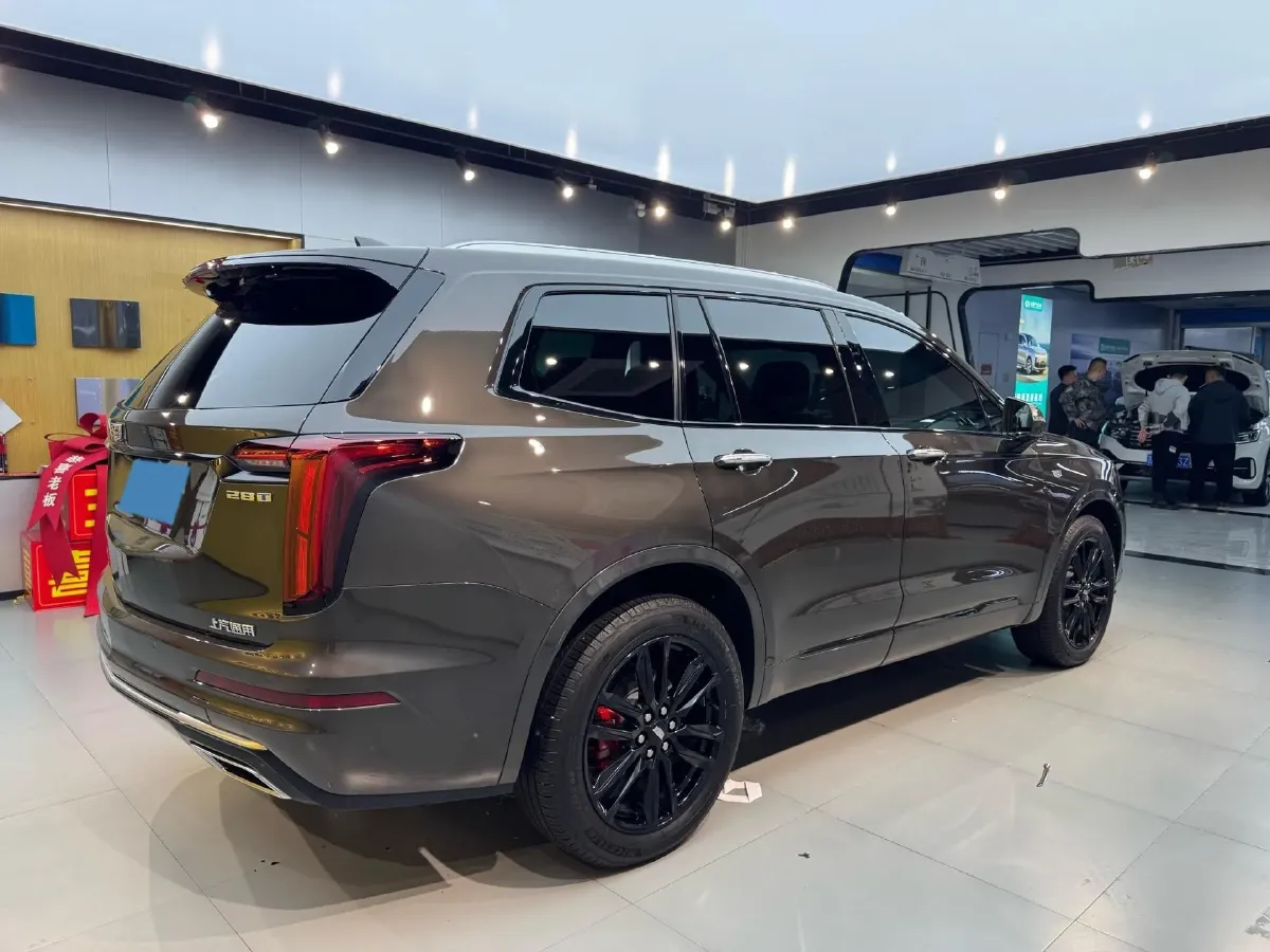 2022 Cadillac XT6 2.0T 237HP L4 9AT,autocango,china used car exporter,china ev exporter,chinese used car exporter,chinese used ev exporter