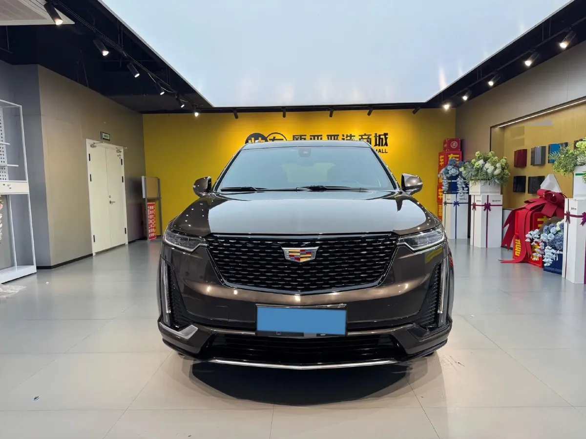 2022 Cadillac XT6 2.0T 237HP L4 9AT,autocango,china used car exporter,china ev exporter,chinese used car exporter,chinese used ev exporter