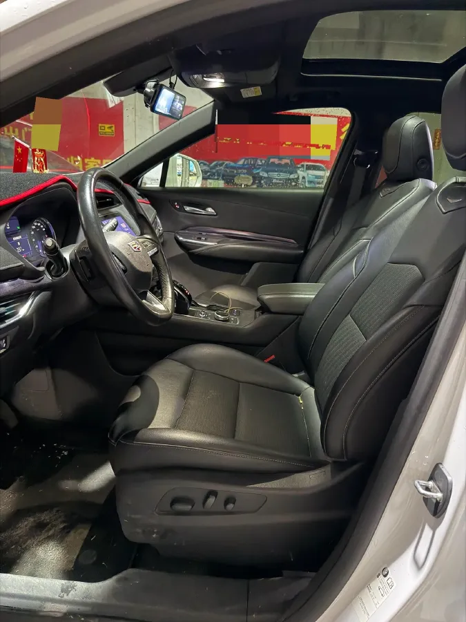 2021 Cadillac XT4 2.0T 237HP L4 9AT,autocango,china used car exporter,china ev exporter,chinese used car exporter,chinese used ev exporter