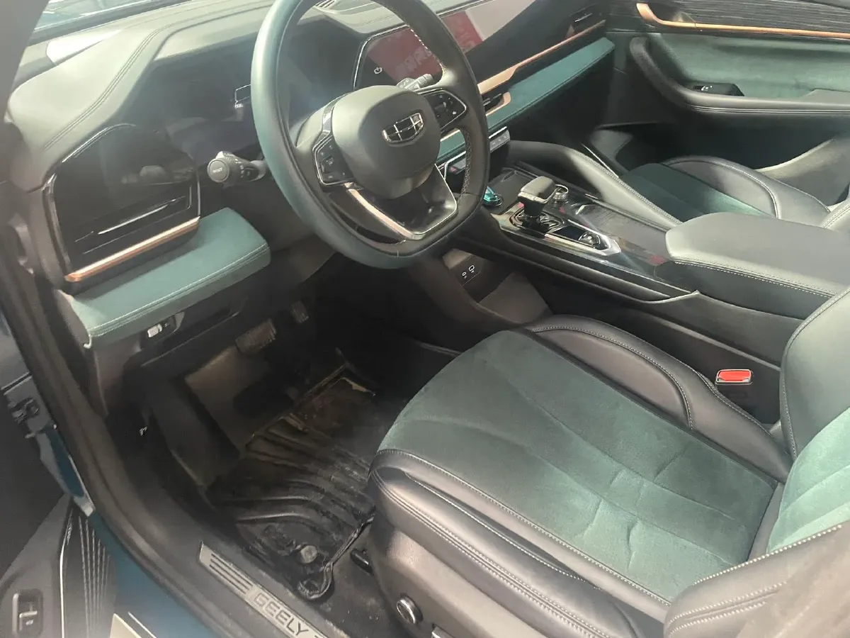 2021 Geely Monjaro 2.0T 218HP L4 7DCT,autocango,china used car exporter,china ev exporter,chinese used car exporter,chinese used ev exporter