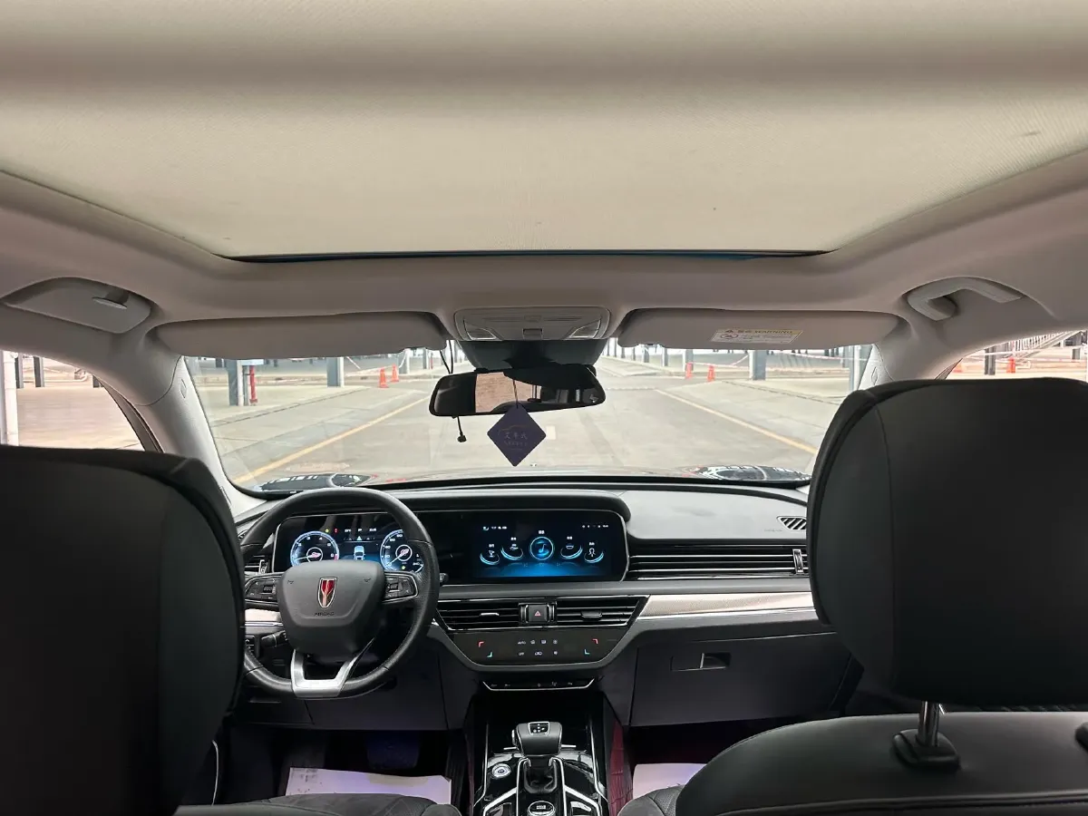 2022 HongQi HS5 2.0T 224HP L4 6AT,autocango,china used car exporter,china ev exporter,chinese used car exporter,chinese used ev exporter