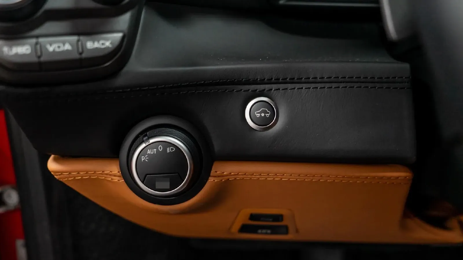 2015 Ferrari 488 3.9T 670HP V8 7DCT,autocango,china used car exporter,china ev exporter,chinese used car exporter,chinese used ev exporter