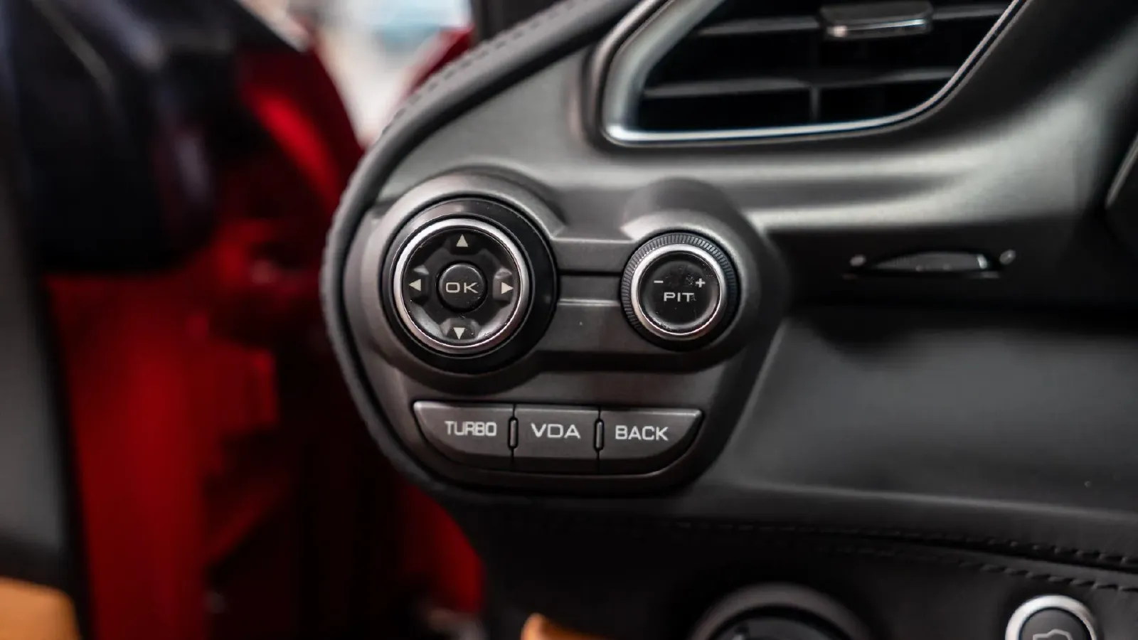 2015 Ferrari 488 3.9T 670HP V8 7DCT,autocango,china used car exporter,china ev exporter,chinese used car exporter,chinese used ev exporter