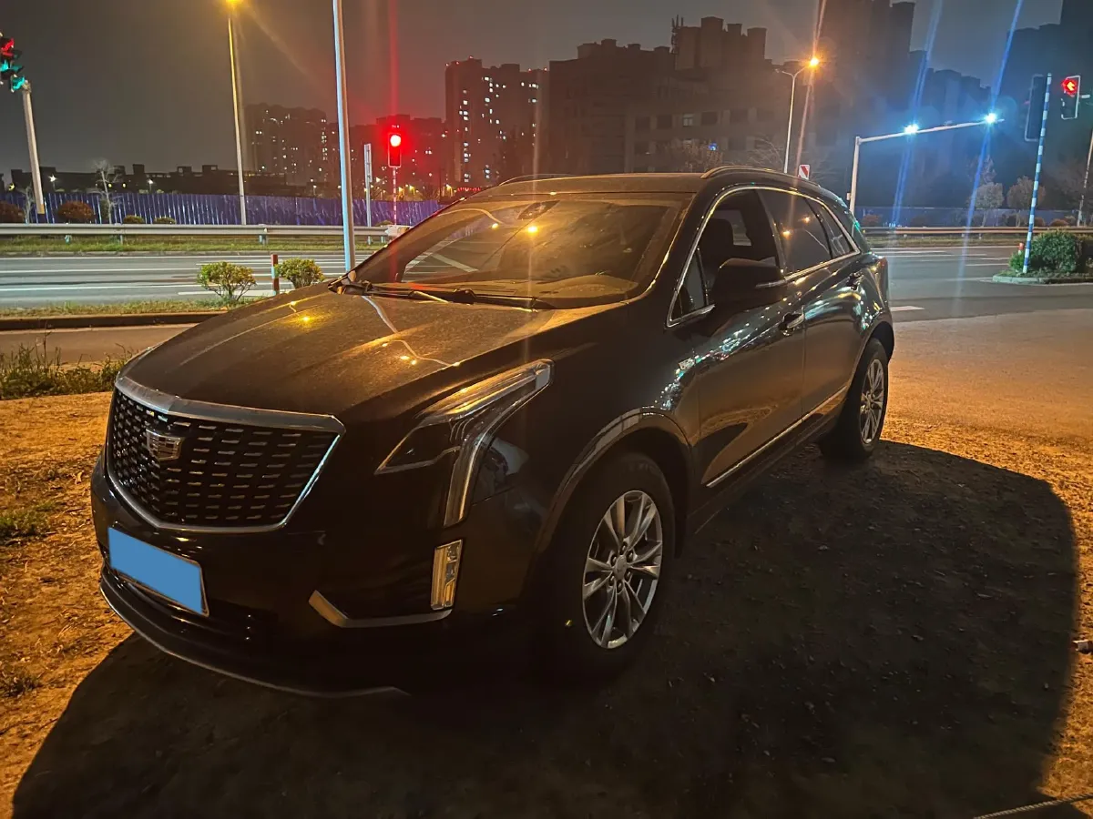 2021 Cadillac XT5 2.0T 237HP L4 9AT,autocango,china used car exporter,china ev exporter,chinese used car exporter,chinese used ev exporter