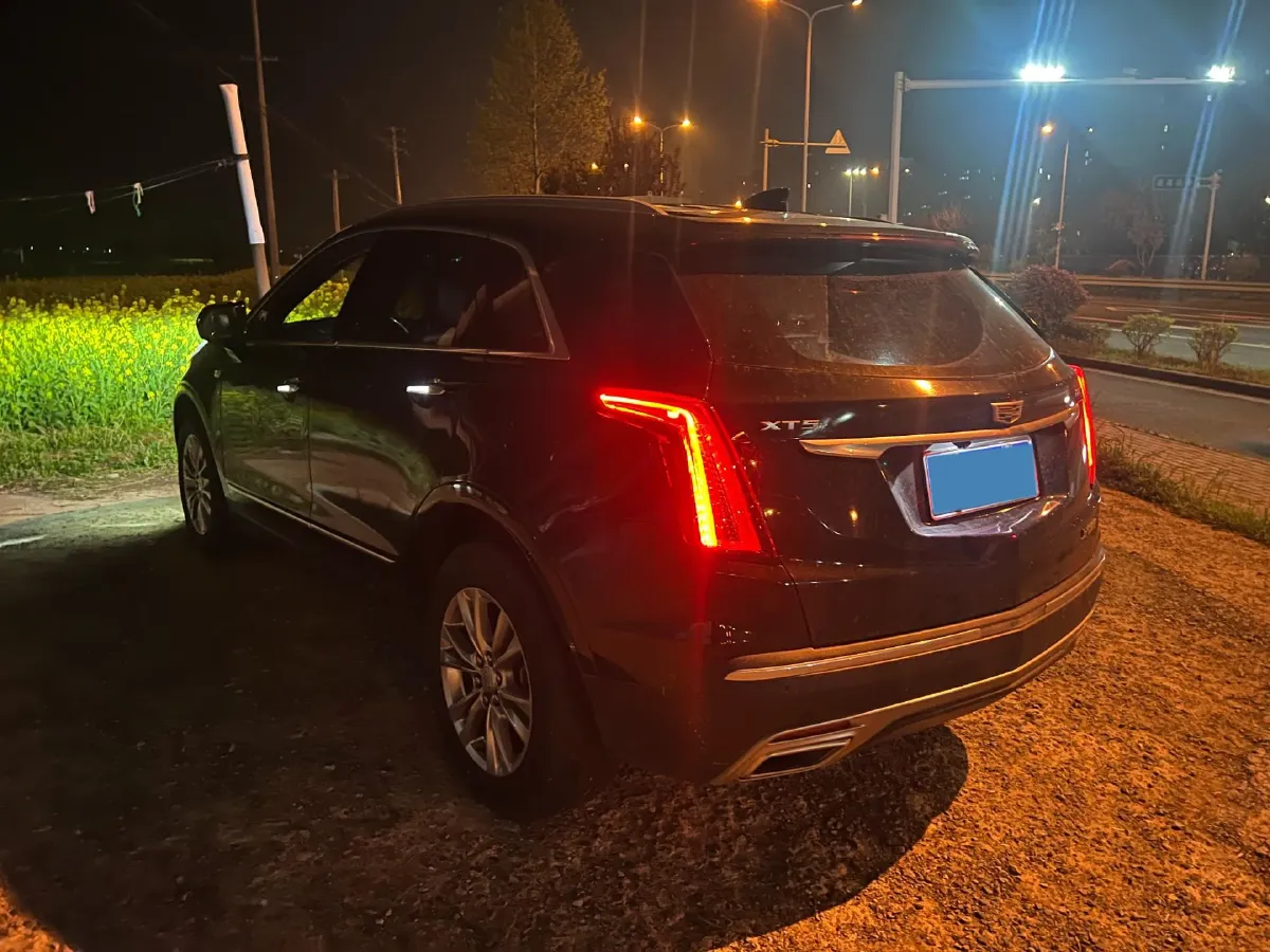 2021 Cadillac XT5 2.0T 237HP L4 9AT,autocango,china used car exporter,china ev exporter,chinese used car exporter,chinese used ev exporter