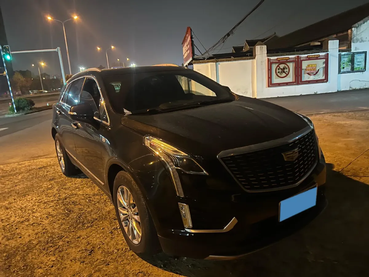 2021 Cadillac XT5 2.0T 237HP L4 9AT,autocango,china used car exporter,china ev exporter,chinese used car exporter,chinese used ev exporter