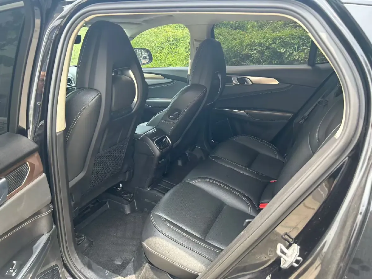 2019 LYNK&CO 01 2.0T 190HP L4 6AT,autocango,china used car exporter,china ev exporter,chinese used car exporter,chinese used ev exporter