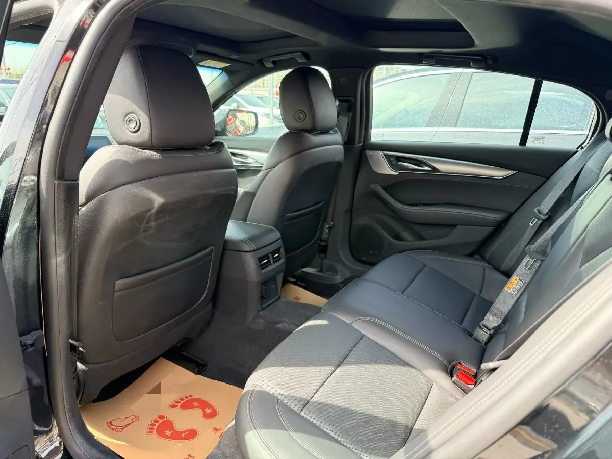 2021 Cadillac CT5 2.0T 237HP L4 10AT,autocango,china used car exporter,china ev exporter,chinese used car exporter,chinese used ev exporter