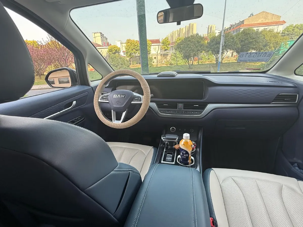 2023 BAW RuiSheng Trump M7 2.0L 144HP L4 8AT,autocango,china used car exporter,china ev exporter,chinese used car exporter,chinese used ev exporter