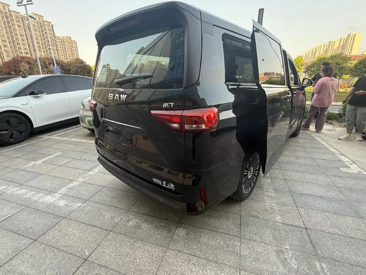 2023 BAW RuiSheng Trump M7 2.0L 144HP L4 8AT,autocango,china used car exporter,china ev exporter,chinese used car exporter,chinese used ev exporter