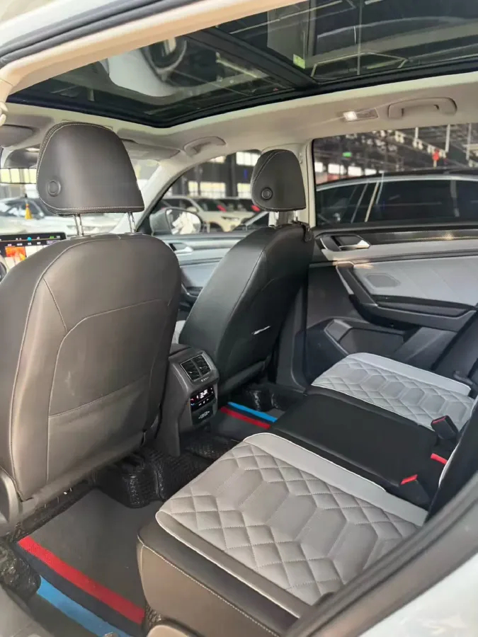 2023 Volkswagen Tayron 2.0T 186HP L4 7DCT,autocango,china used car exporter,china ev exporter,chinese used car exporter,chinese used ev exporter