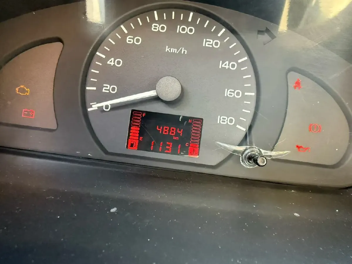 2015 Victory Auto Victory V1 1.2L 86HP L4 5MT,autocango,china used car exporter,china ev exporter,chinese used car exporter,chinese used ev exporter