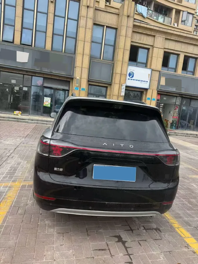 2025 AITO AITO M9 REEV 160HP REEV 52KWH,autocango,china used car exporter,china ev exporter,chinese used car exporter,chinese used ev exporter